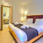 Le Manoir Des Hauts De Chaunac فيتراك