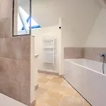 Le Manoir Des Hauts De Chaunac فيلة