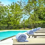 Le Manoir Des Hauts De Chaunac فيلة *