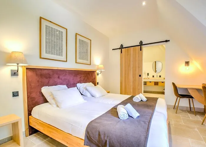 Le Manoir Des Hauts De Chaunac